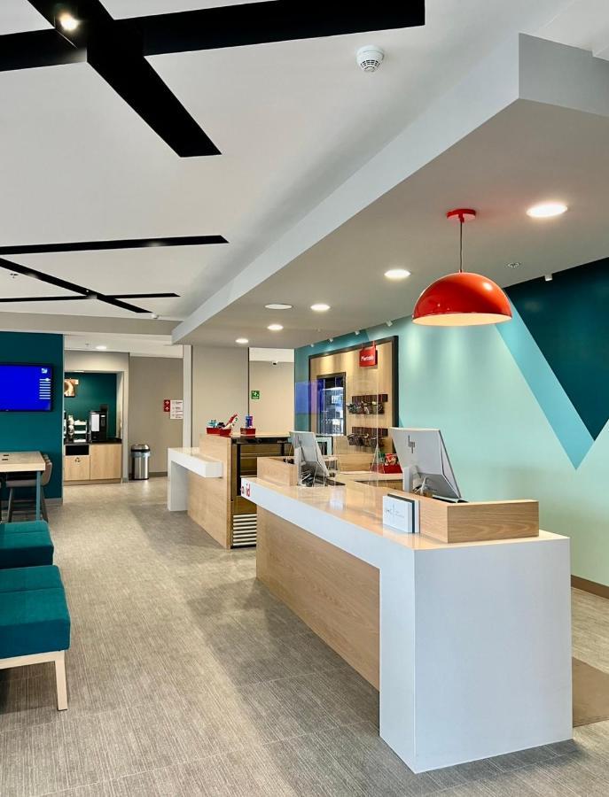 Avid Hotels - Guadalajara Av Vallarta Pte By Ihg 사포판 외부 사진